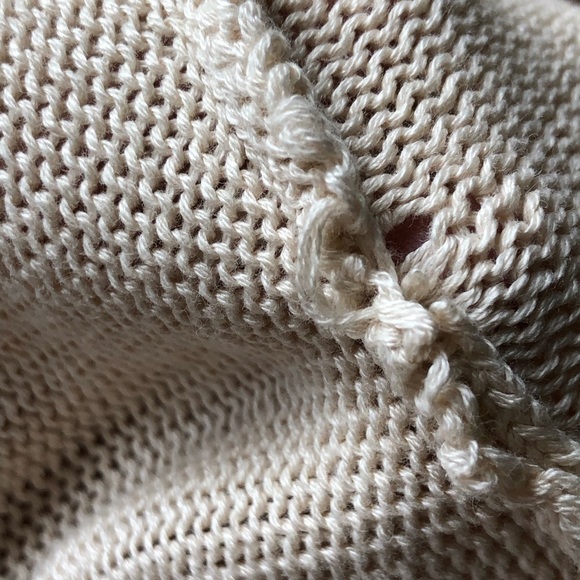 Heartloom Knit Neutral Beige Sweater Long Sleeve With Lace Up Cuffs Medium - Picture 7 of 10